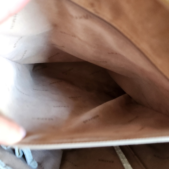 LIKE NEW Large Duxbury Pearl Melbourne Cream Bag - Picture 9 of 9